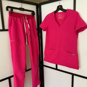 Figs Hot Pink Scrub Set